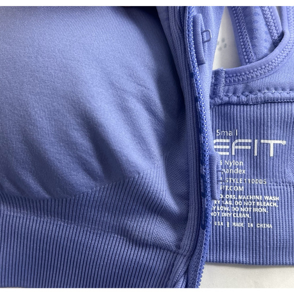 NWT SHEFIT Low Impact Sports Bra PERIWINKLE Size SMALL Adjustable Straps pads - Picture 8 of 9